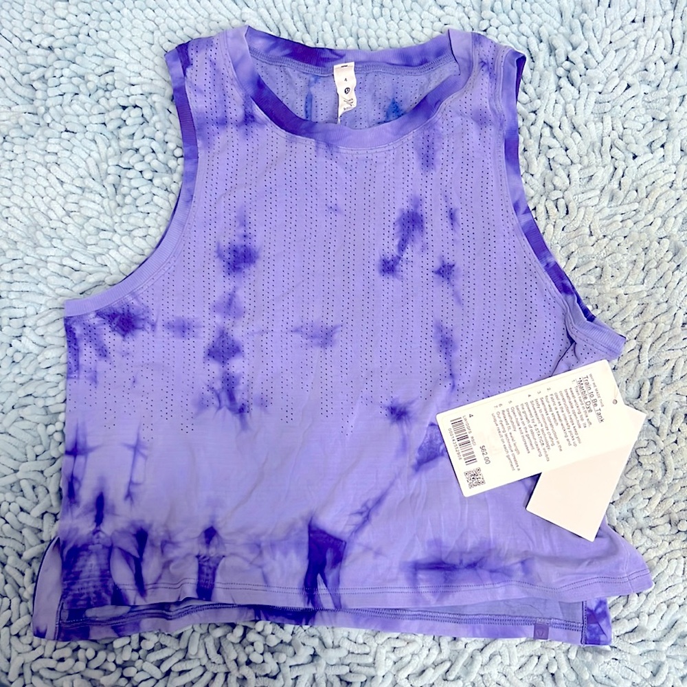 NWT lululemon train to be tank